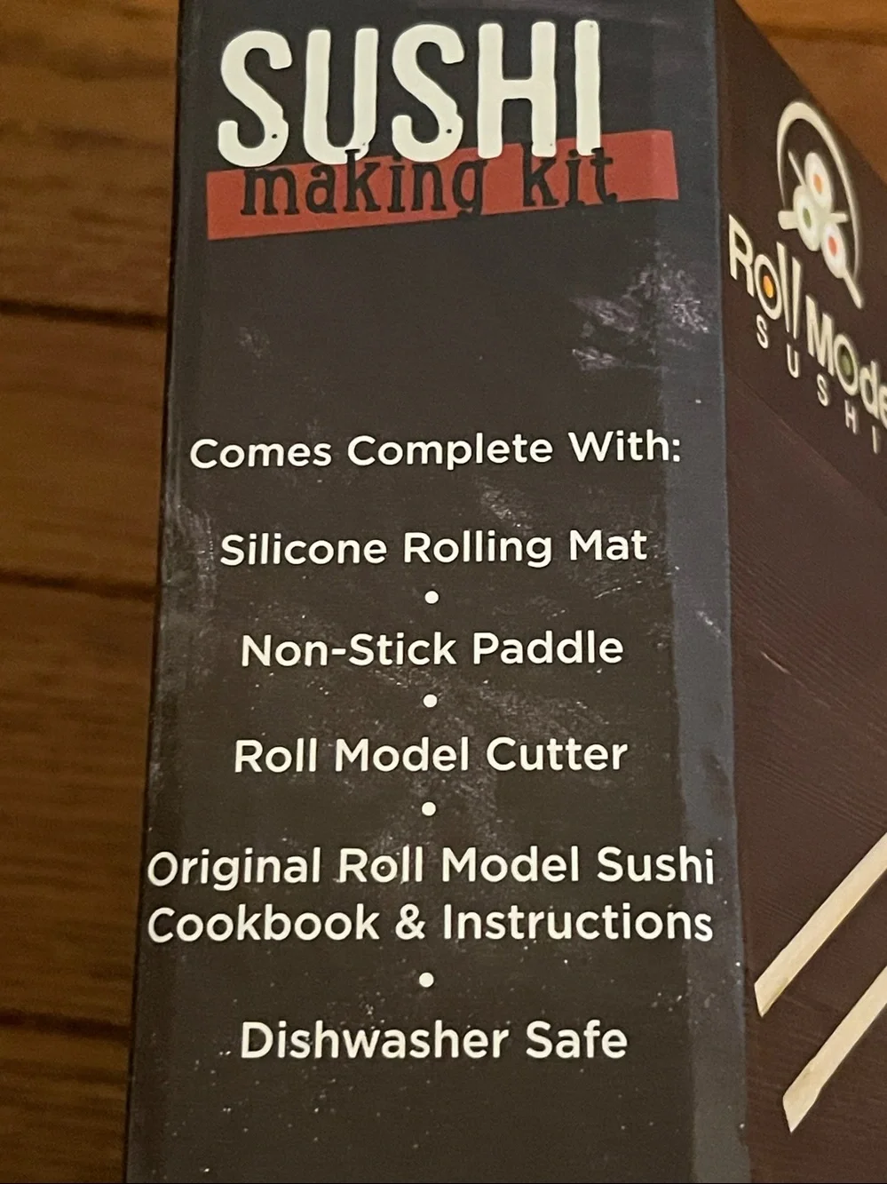 3/$25 💜 Roll Model Sushi Making Kit - never used